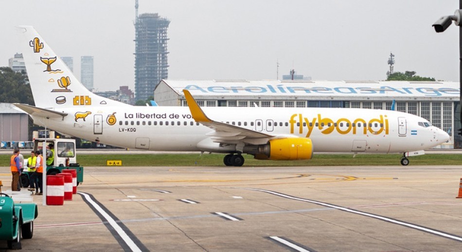 FlyBondi avisó que dejará dos aviones en tierra y reclama al Gobierno