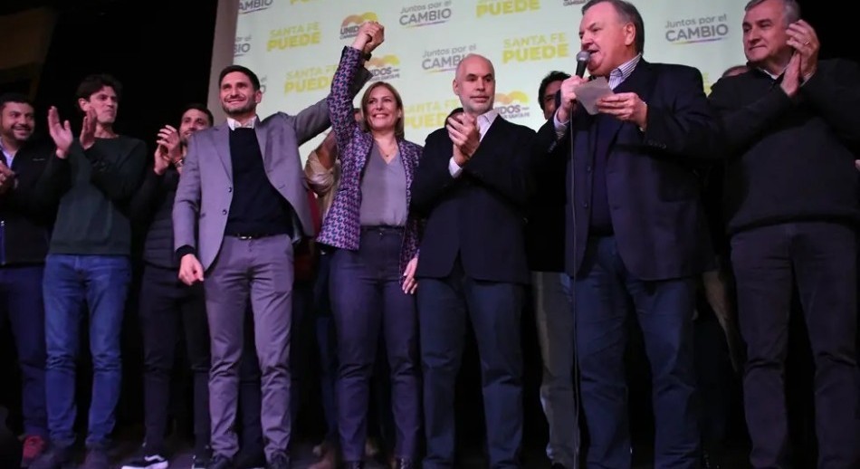 Santa Fe: Pullaro ganó la interna de Juntos por Cambio, que aplastó al peronismo