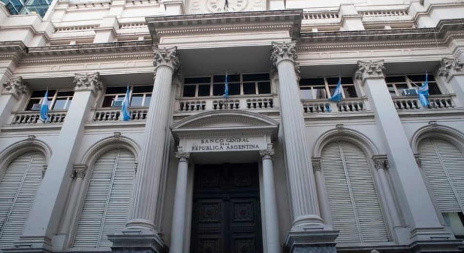 El dólar libre dio un nuevo salto y llega a los 600 pesos