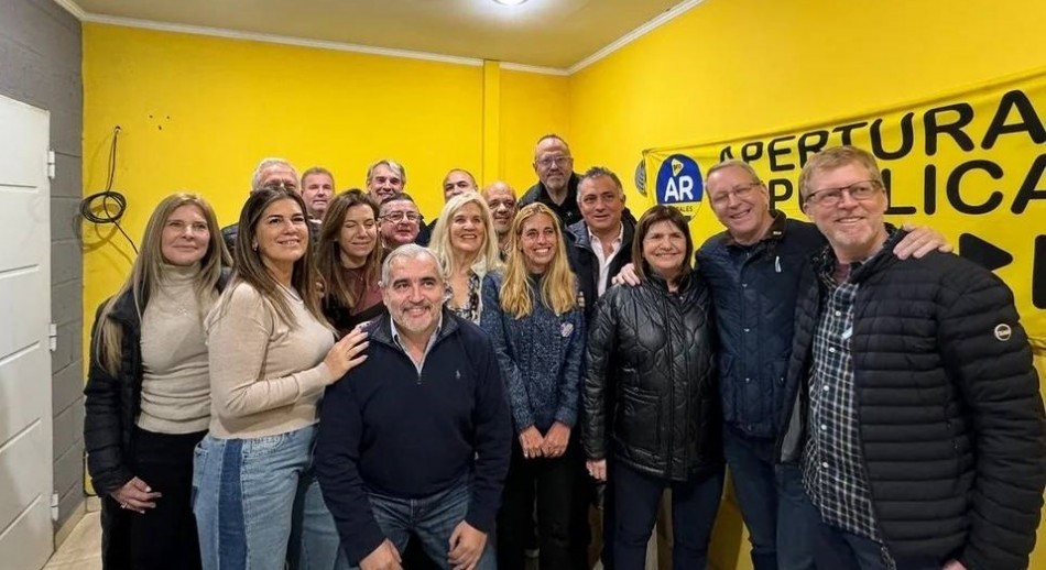 GBA: Valenzuela y Bullrich encabezaron encuentro del PRO en respaldo al Gobierno