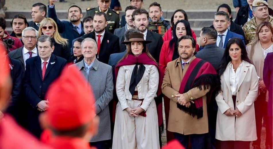 Victoria Villarruel participó en Salta de los actos por Güemes y desfiló montada a caballo