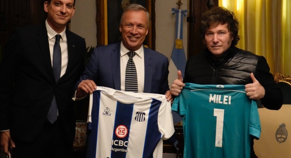 Milei recibió al presidente de Talleres de Córdoba, tras su confrontación con Tapia
