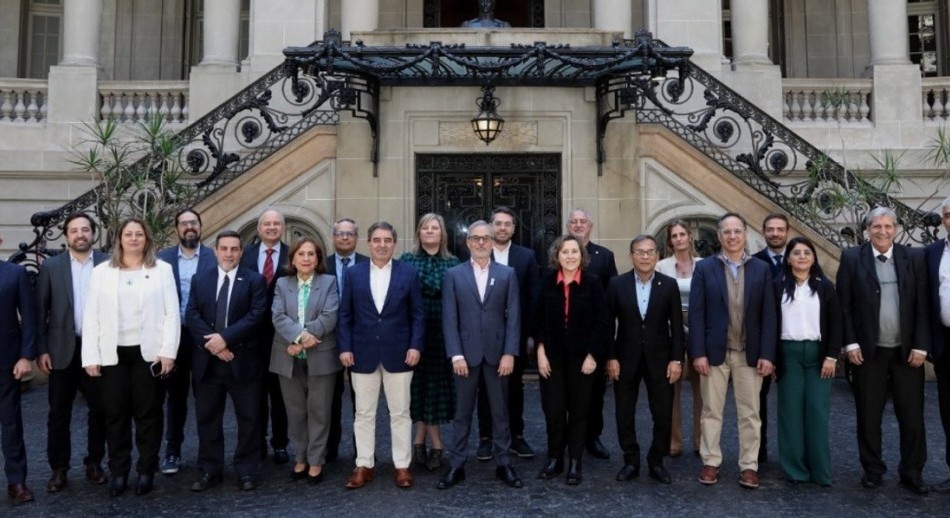 Russo se reunió con los ministros de Salud de todo el país para evaluar el plan de control del dengu