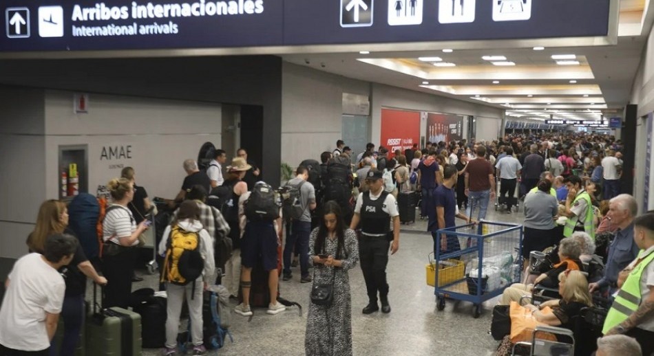 El sindicato de controladores aéreos anunció un cronograma de medidas de fuerza