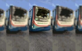 País