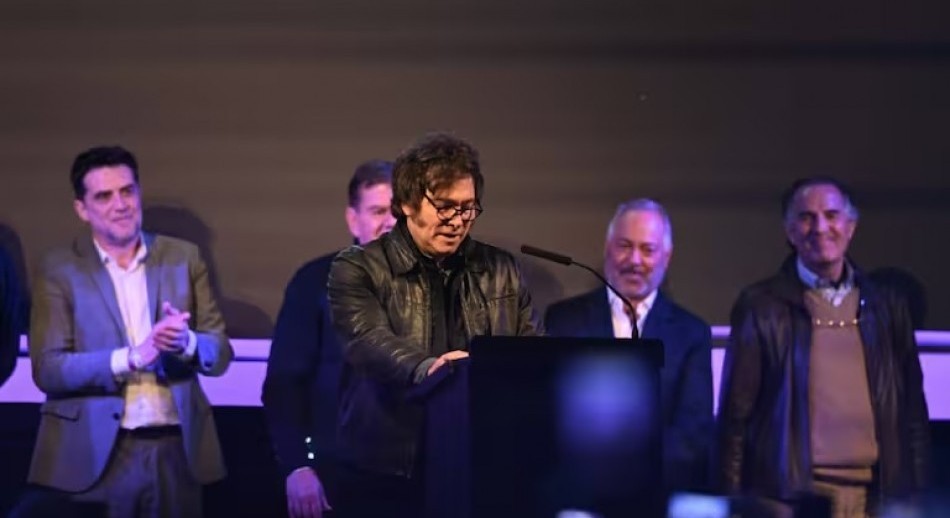 Milei arremete contra el kirchnerismo en La Plata: “Hay que sacarlos a patadas”