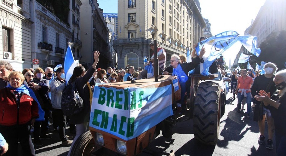 Ruralistas en Plaza de Mayo: Domínguez ratificó que no subirán las retenciones