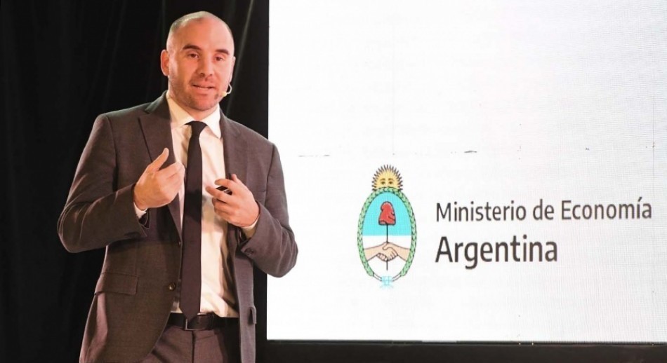 Tras la aprobación del FMI, el Gobierno ratifica el objetivo de acumular reservas