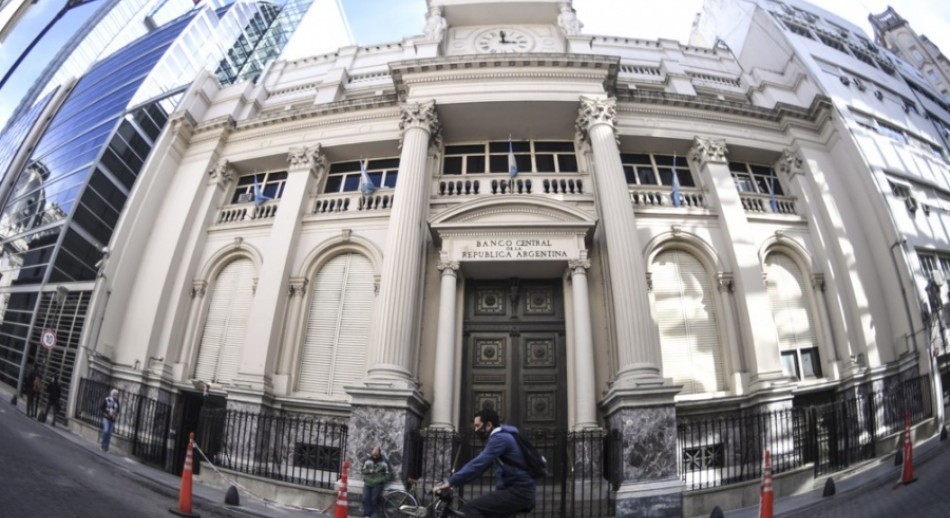 El Banco Central subió la tasa de política monetaria de 52% a 60%