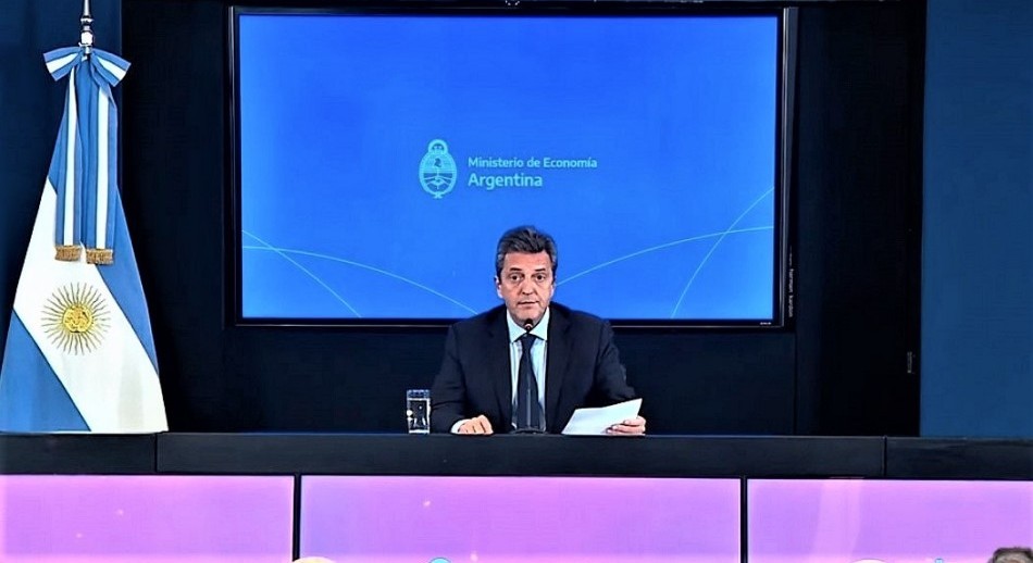 Sergio Massa denunció a dos empresas por sobrefacturación de importaciones