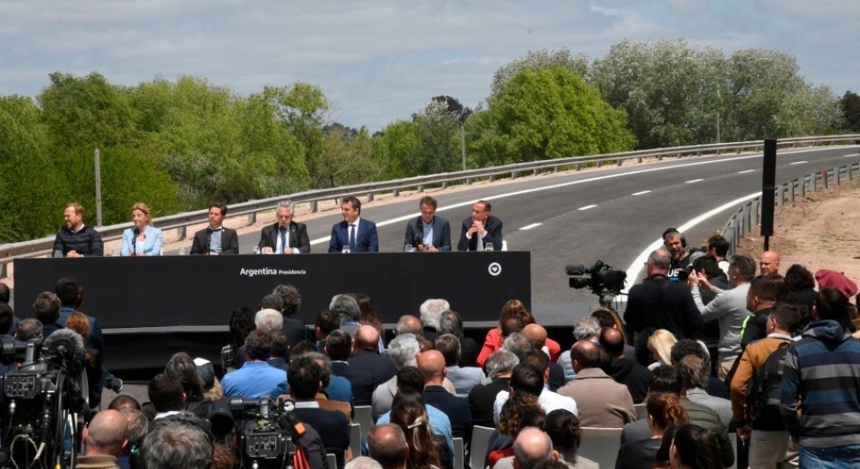 Alberto Fernández anunció un bono para los sectores más postergados